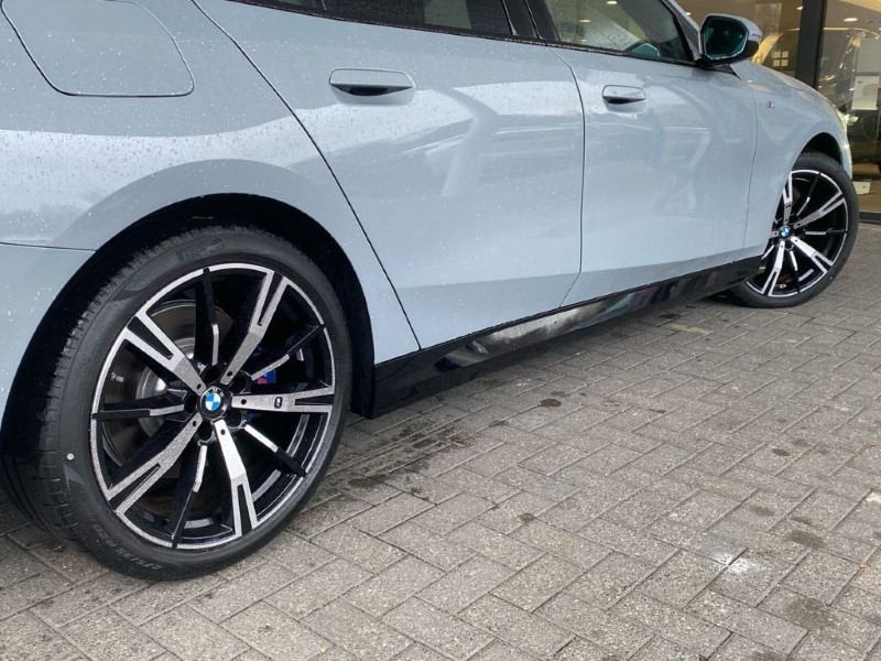  BMW 5 SERIES 520i M Sport 4dr Auto 4787366