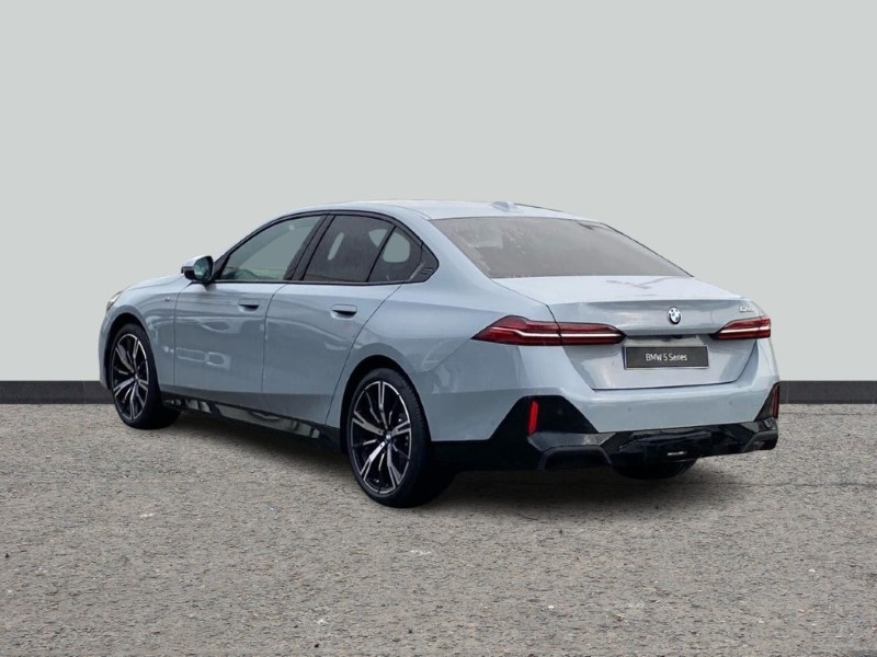  BMW 5 SERIES 520i M Sport 4dr Auto