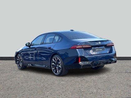 BMW 5 SERIES 520i M Sport 4dr Auto