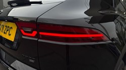 2022 (71) JAGUAR E-PACE 2.0 D200 R-Dynamic Black 5dr Auto 4705725