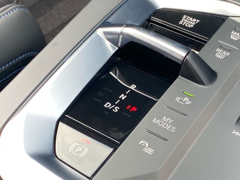 2025 (75) BMW 2 SERIES 220 M Sport 4dr Step Auto 4445710