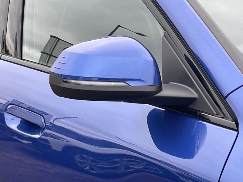  BMW iX2 150kW eDrive20 M Sport 65kWh 5dr Auto 4938188