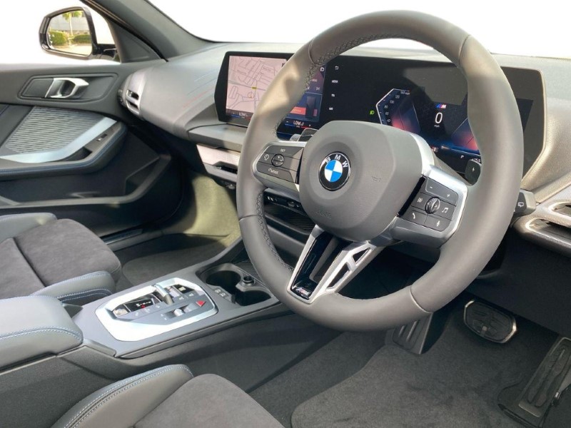 2025 (75) BMW 1 SERIES 120 M Sport 5dr Step Auto 4499759
