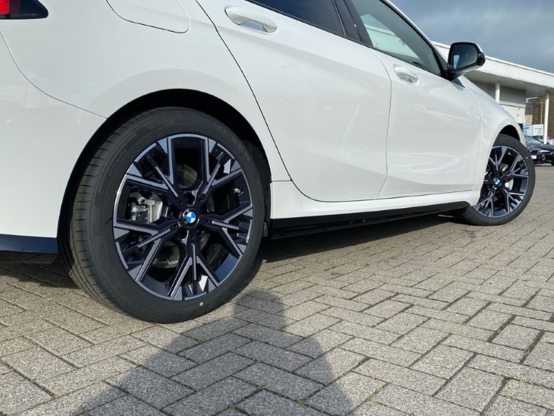 2025 (75) BMW 1 SERIES 120 M Sport 5dr Step Auto 4499799