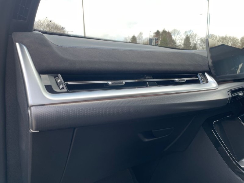  BMW iX2 230kW xDrive30 Shadow Edition 65kWh 5dr Auto 5167936