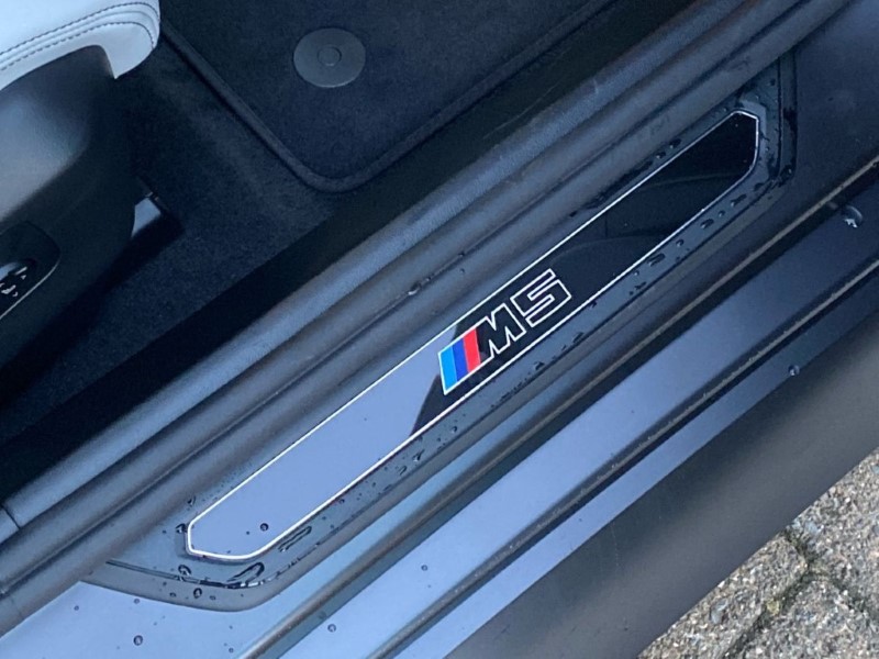  BMW M5 4dr DCT 4946748