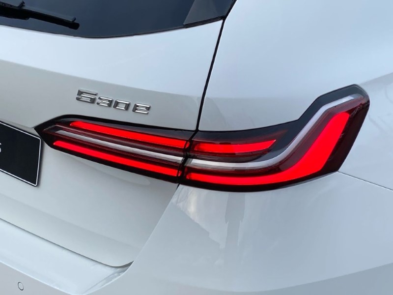  BMW 5 SERIES 530e M Sport Touring 5dr Auto [Tech Plus] 5164497