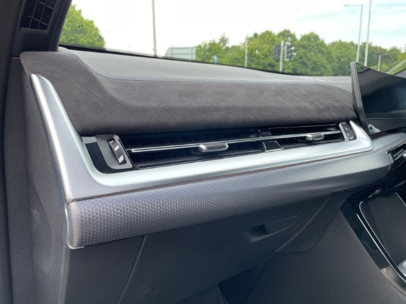  BMW iX2 150kW eDrive20 Shadow Edition 65kWh 5dr Auto 5510619