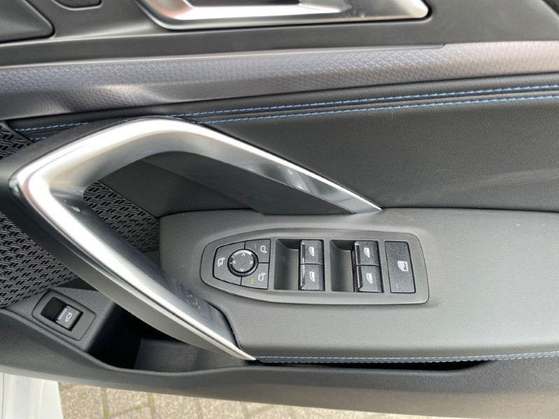  BMW iX2 150kW eDrive20 Shadow Edition 65kWh 5dr Auto 5510609