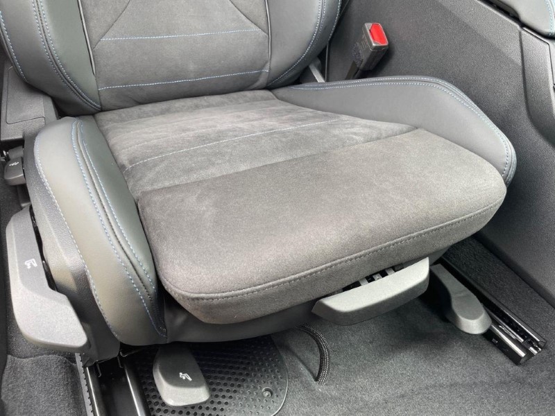  BMW 2 SERIES 220 M Sport 4dr Step Auto 5673810