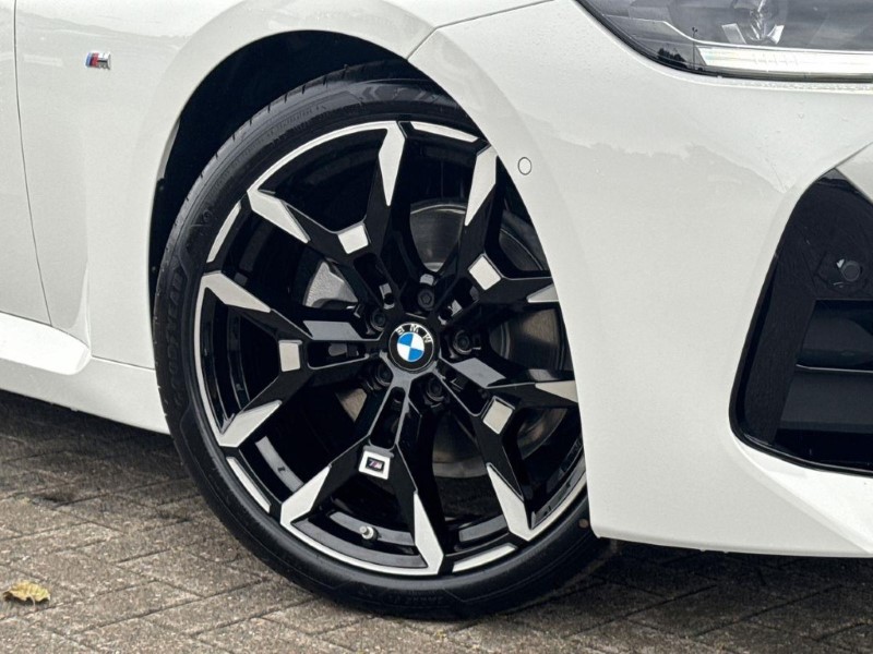 BMW 2 SERIES 220i M Sport 2dr Step Auto 5768505