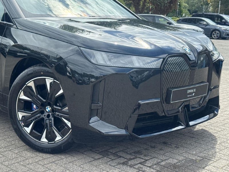  BMW iX 300kW xDrive45 M Sport 101kWh 5dr Auto 5681174