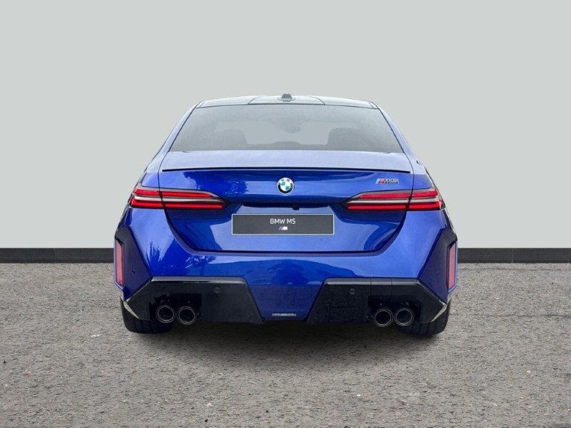  BMW M5 4dr DCT 5586323