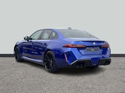 BMW M5 4dr DCT