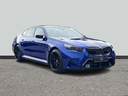 BMW M5 4dr DCT