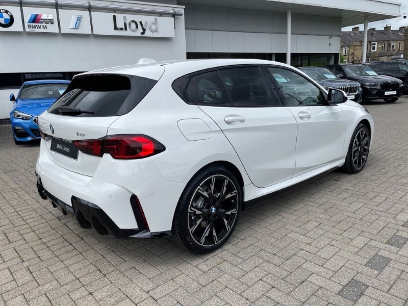  BMW 1 SERIES 123 xDrive M Sport 5dr Step Auto 5524312