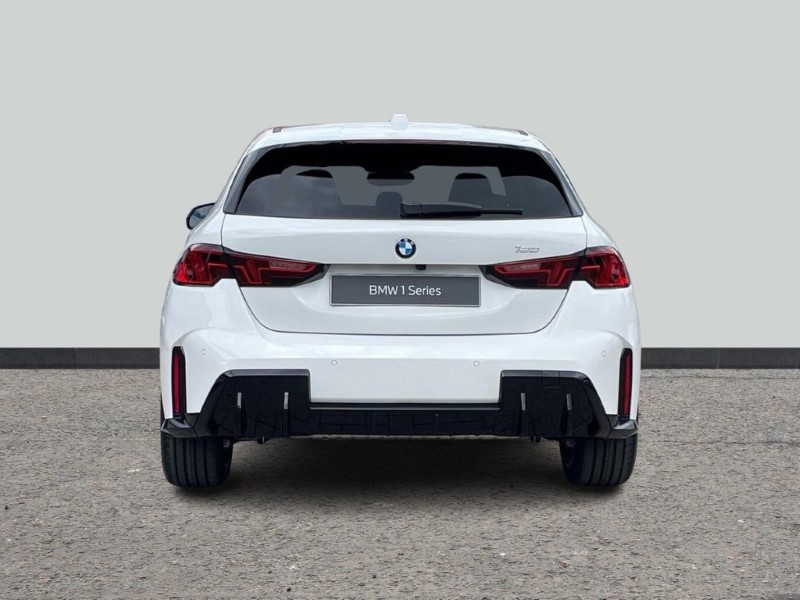  BMW 1 SERIES 123 xDrive M Sport 5dr Step Auto 5524281