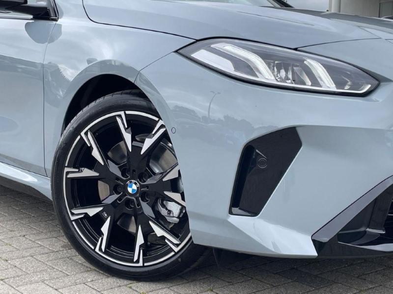  BMW 1 SERIES 123 xDrive M Sport 5dr Step Auto 5653691