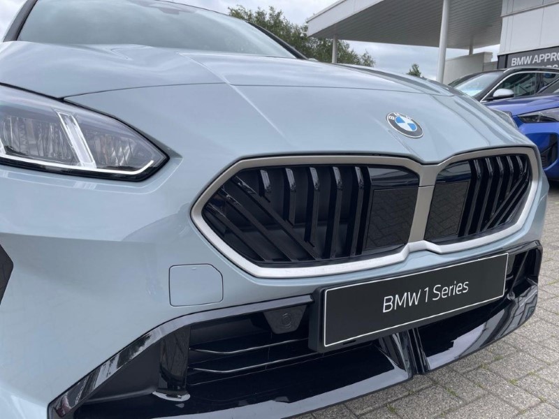  BMW 1 SERIES 123 xDrive M Sport 5dr Step Auto 5653692