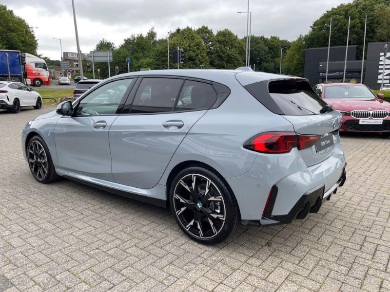  BMW 1 SERIES 123 xDrive M Sport 5dr Step Auto 5653698