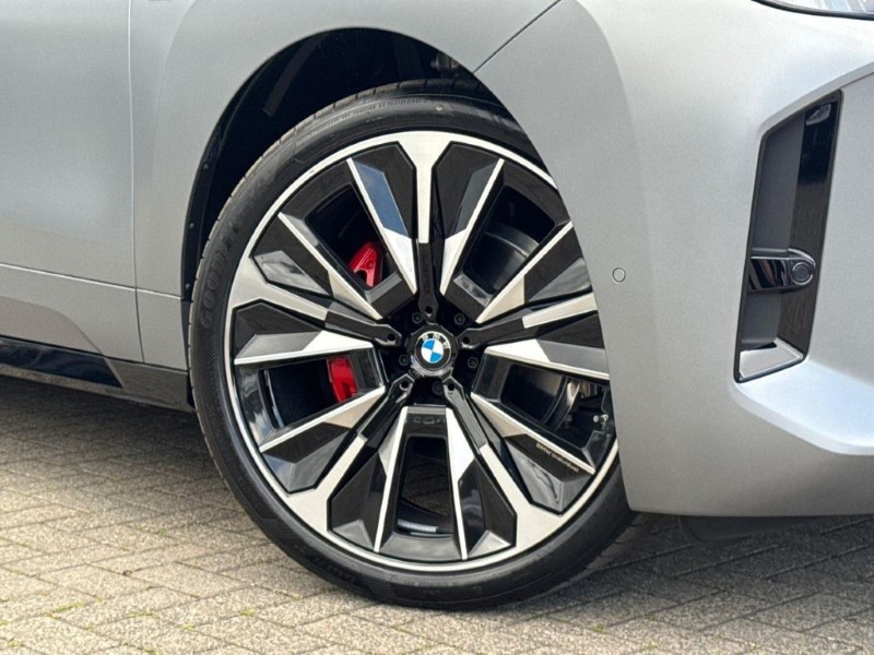  BMW iX 485kW M70 xDrive 112kWh 5dr Auto [Tech/Skylounge] 5667681