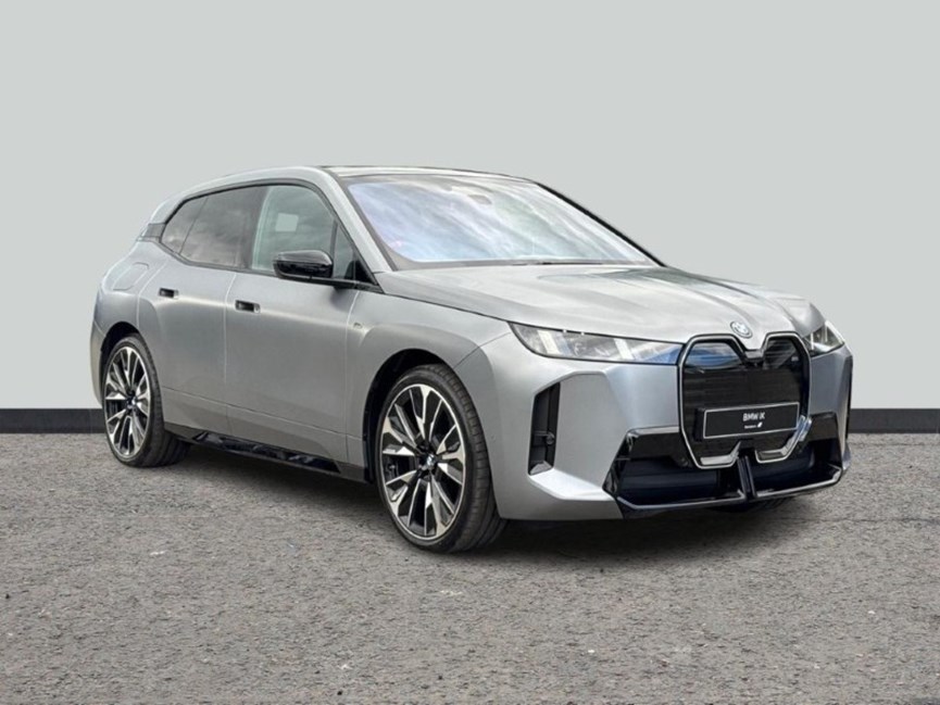 BMW iX