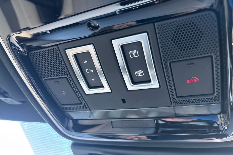 2022 (22) LAND ROVER RANGE ROVER VELAR 2.0 D200 Edition 5dr Auto 4712170