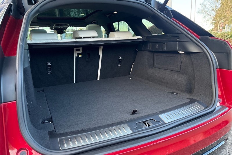 2022 (22) LAND ROVER RANGE ROVER VELAR 2.0 D200 Edition 5dr Auto 4712191