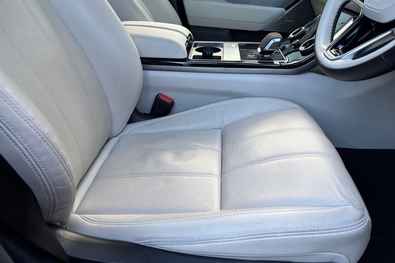 2022 (22) LAND ROVER RANGE ROVER VELAR 2.0 D200 Edition 5dr Auto 4712174