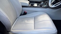 2022 (22) LAND ROVER RANGE ROVER VELAR 2.0 D200 Edition 5dr Auto 4712174