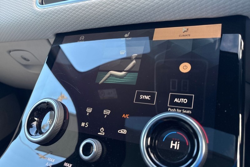 2022 (22) LAND ROVER RANGE ROVER VELAR 2.0 D200 Edition 5dr Auto 4712183