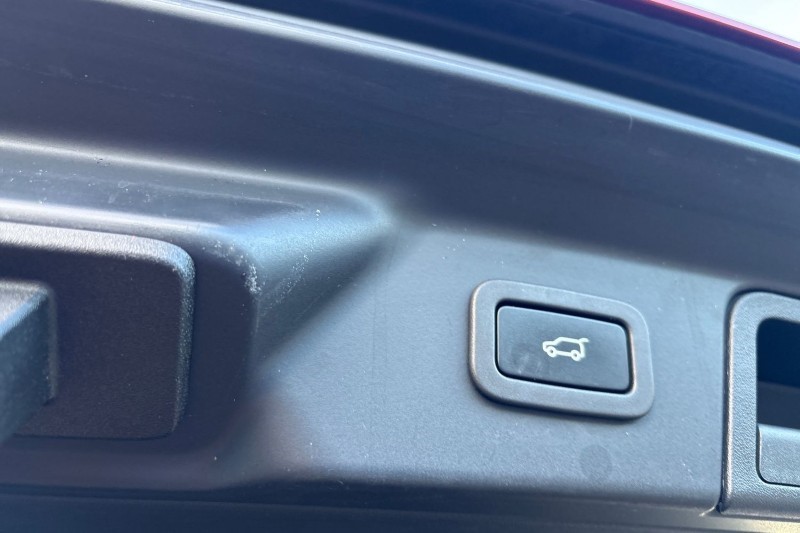 2022 (22) LAND ROVER RANGE ROVER VELAR 2.0 D200 Edition 5dr Auto 4712192