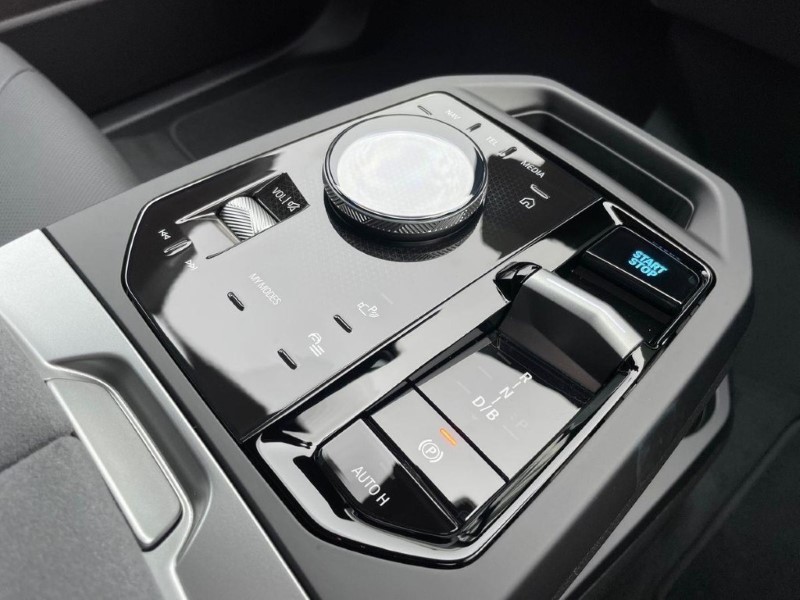  BMW iX 400kW xDrive60 M Sport 112kWh 5dr Auto 5844731