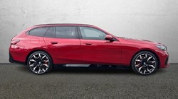 BMW 5 SERIES 550e xDrive M Sport 5dr Auto 5774132