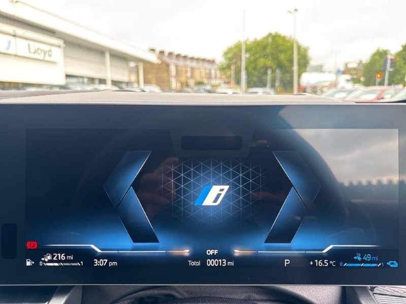  BMW 5 SERIES 550e xDrive M Sport 5dr Auto 5774138