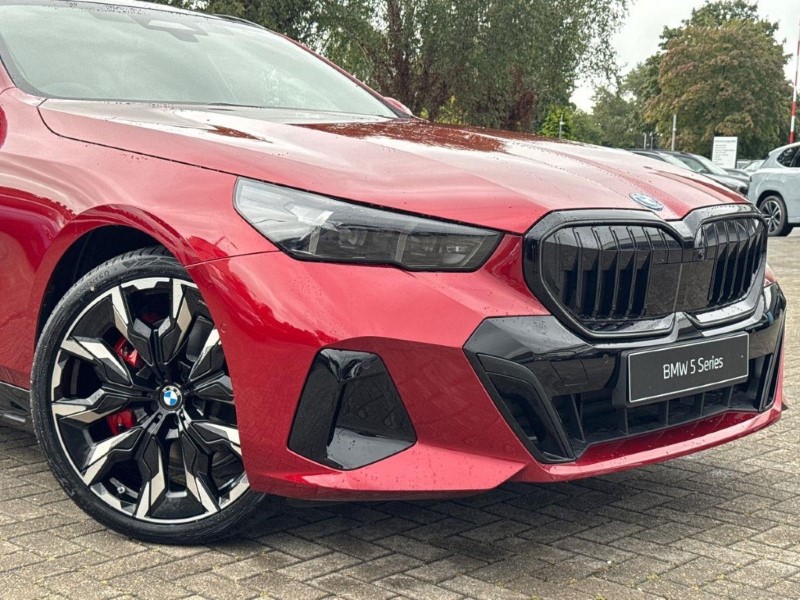  BMW 5 SERIES 550e xDrive M Sport 5dr Auto 5774173