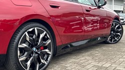 BMW 5 SERIES 550e xDrive M Sport 5dr Auto 5774180