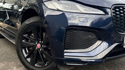 2022 (72) JAGUAR F-PACE 2.0 D200 R-Dynamic Black 5dr Auto AWD 4699905