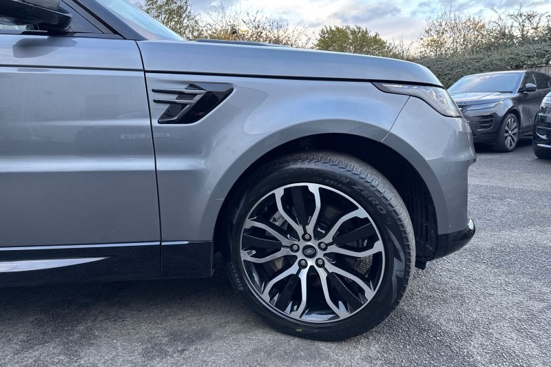 2021 (71) LAND ROVER RANGE ROVER SPORT 3.0 D300 HSE Silver 5dr Auto 4733278