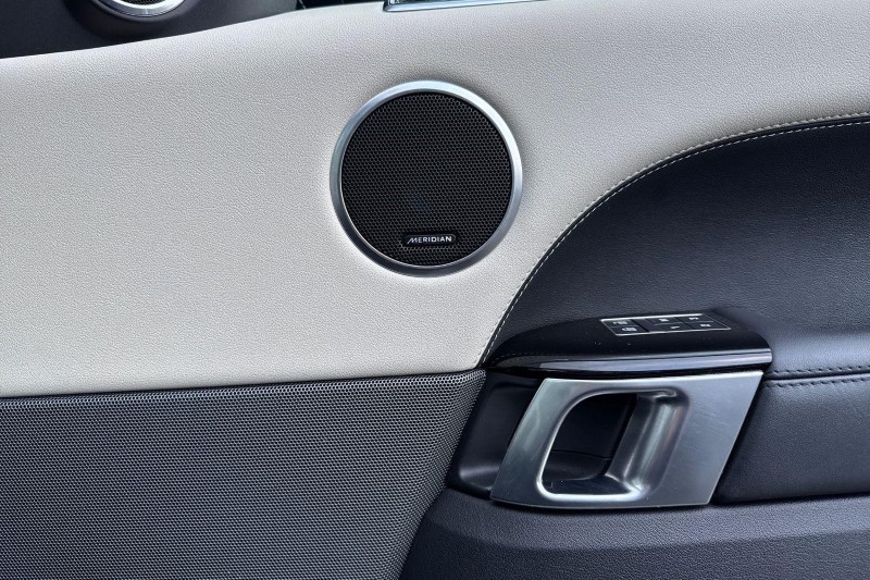 2021 (71) LAND ROVER RANGE ROVER SPORT 3.0 D300 HSE Silver 5dr Auto 4733248