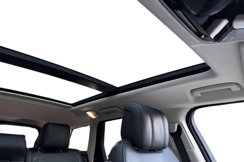 2021 (71) LAND ROVER RANGE ROVER SPORT 3.0 D300 HSE Silver 5dr Auto 4733246