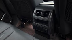 2022 (22) JAGUAR F-PACE 3.0 D300 R-Dynamic SE 5dr Auto AWD 4745950