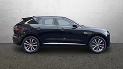2022 (22) JAGUAR F-PACE 3.0 D300 R-Dynamic SE 5dr Auto AWD 4745937