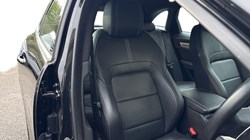 2022 (22) JAGUAR F-PACE 3.0 D300 R-Dynamic SE 5dr Auto AWD 4745958