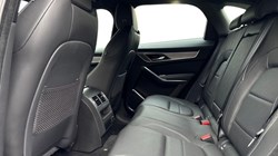 2022 (22) JAGUAR F-PACE 3.0 D300 R-Dynamic SE 5dr Auto AWD 4745936