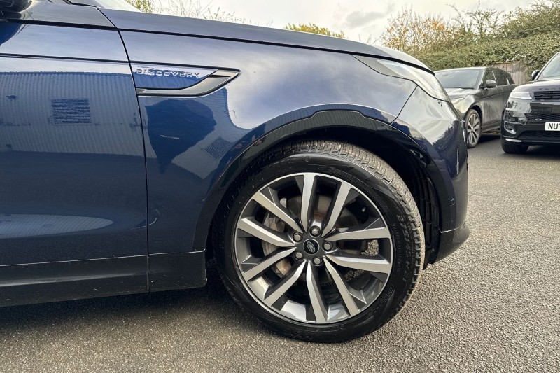 2022 (22) LAND ROVER DISCOVERY 3.0 D300 R-Dynamic SE 5dr Auto 4733333