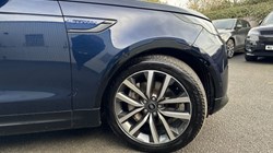 2022 (22) LAND ROVER DISCOVERY 3.0 D300 R-Dynamic SE 5dr Auto 4733333