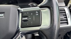 2022 (22) LAND ROVER DISCOVERY 3.0 D300 R-Dynamic SE 5dr Auto 4733310