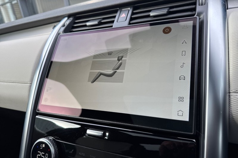 2022 (22) LAND ROVER DISCOVERY 3.0 D300 R-Dynamic SE 5dr Auto 4733315