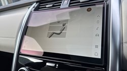 2022 (22) LAND ROVER DISCOVERY 3.0 D300 R-Dynamic SE 5dr Auto 4733315